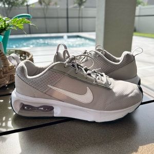 Nike Airmax Shoes | Women’s Size 6.5